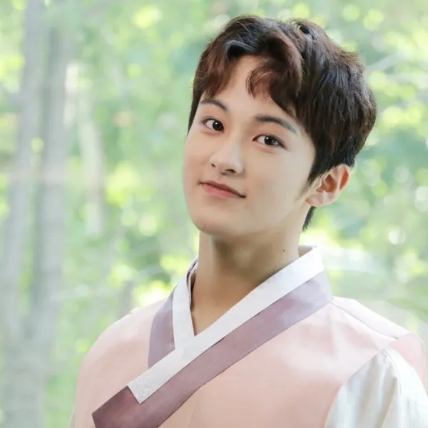 오늘 가장 사랑받은 마크 (NCT 127, NCT DREAM)의 모습