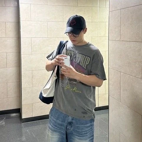 今天最受喜爱的BOBBY (iKON)