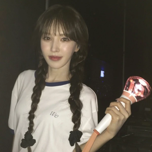 充满粉丝爱意的Wendy (Red Velvet)人气照片