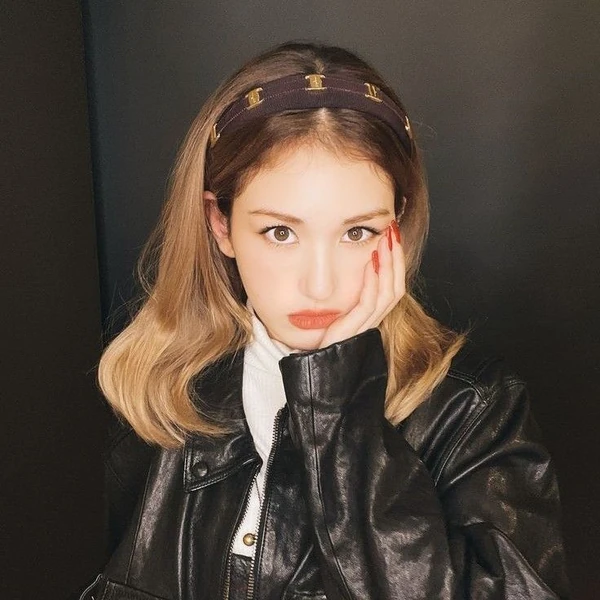 Today's Most Loved Jeon Somi