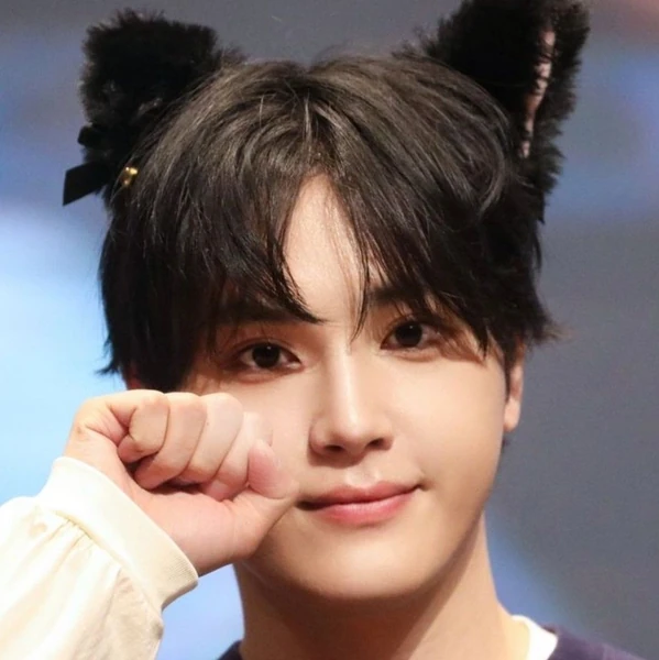 Today's Most Loved Ju Haknyeon