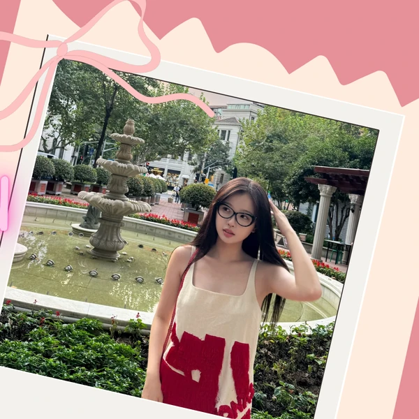 Top Photo Full of Esther Yu Love