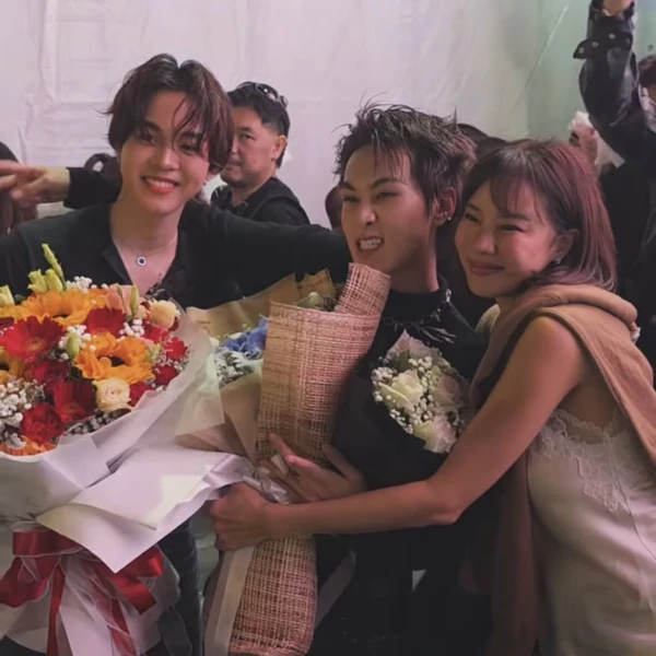 Top Photo Full of THI-O (NexT1DE) Love