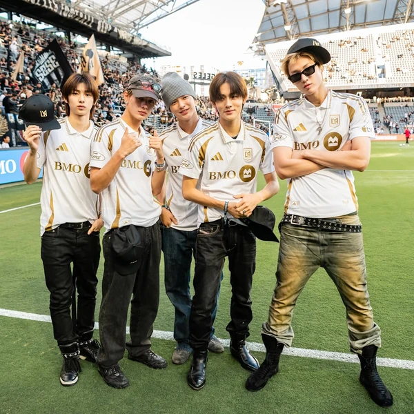 Top Photo Full of CORTIS Love