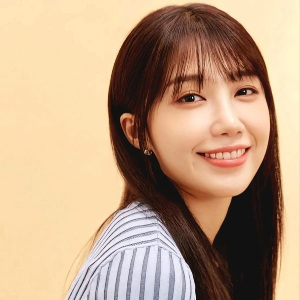 Today's Most Loved Jeong Eunji (Apink)