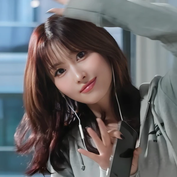 Momen Terbaik Momo (TWICE) Pilihan Penggemar