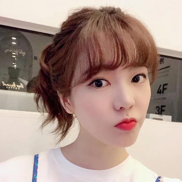Today's Most Loved Sunny (Girls' Generation)