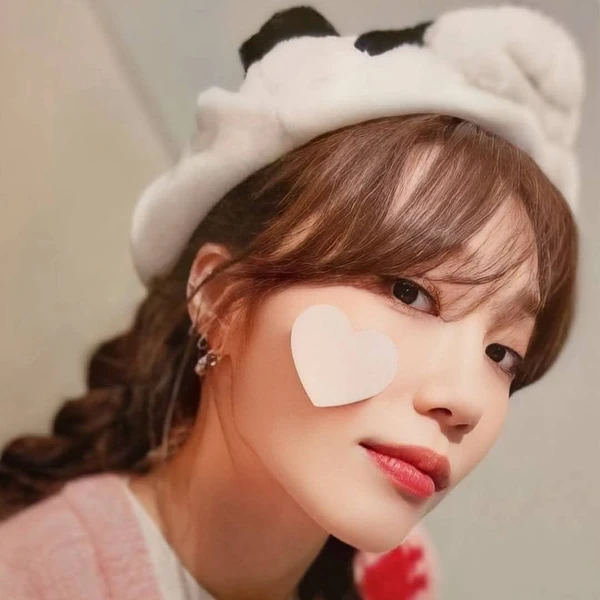 Today's Most Loved Jeong Eunji (Apink)