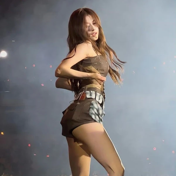 Top Photo Full of Sana (TWICE) Love