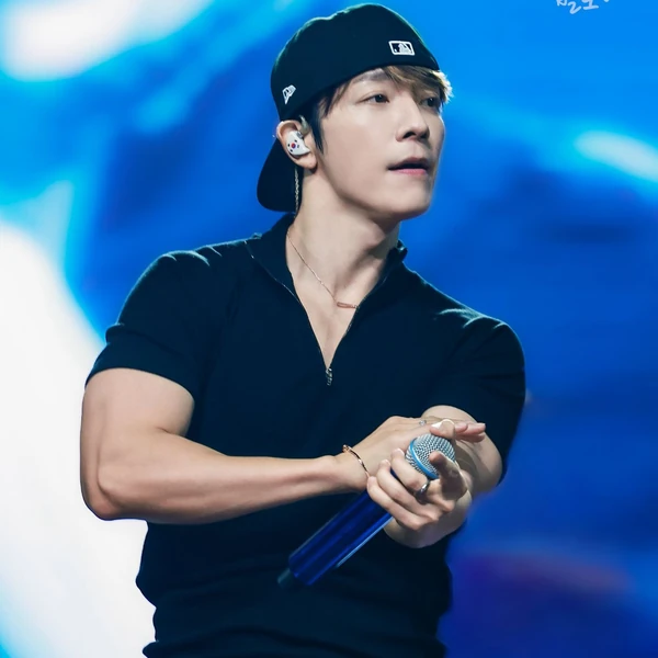 Today's Most Loved Donghae (Super Junior)