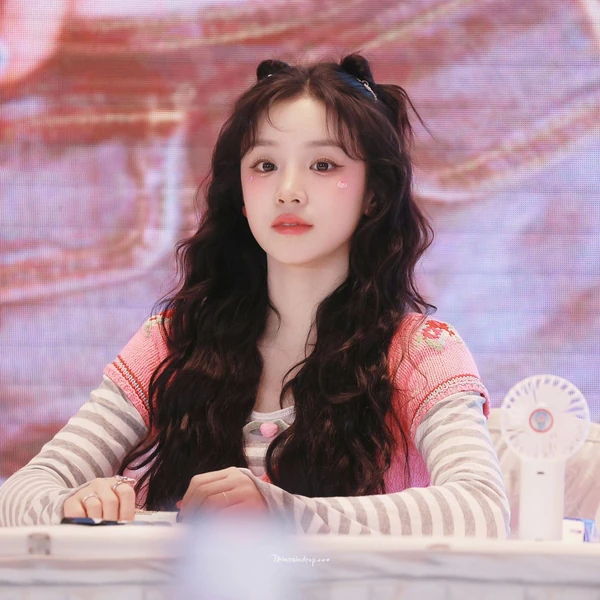 우기 (아이들) 팬심 가득한 인기 사진