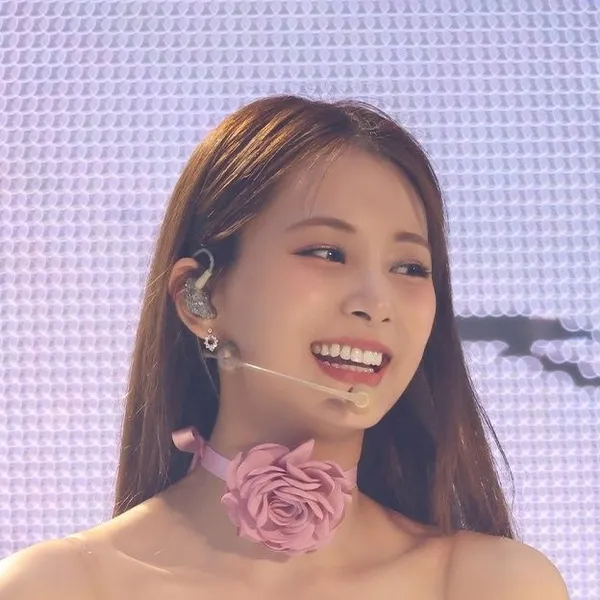 Today's Most Loved Tzuyu (TWICE)