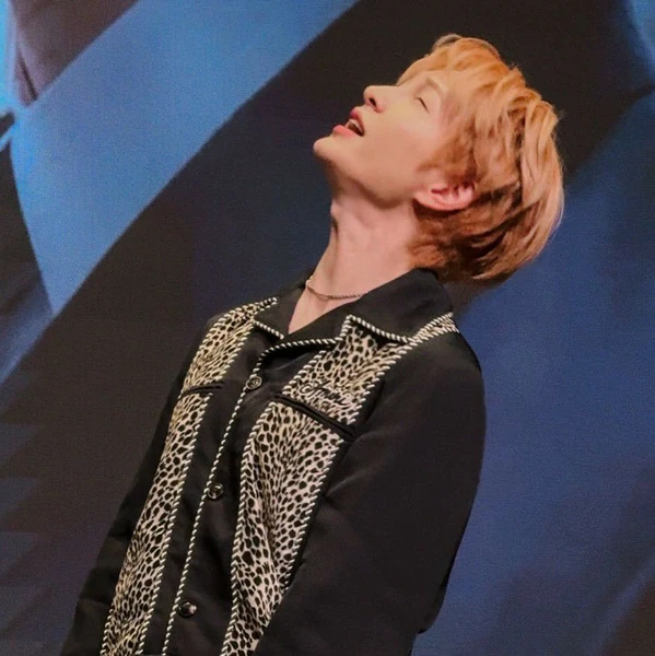 充滿粉絲愛意的溫流 (SHINee)人氣照片