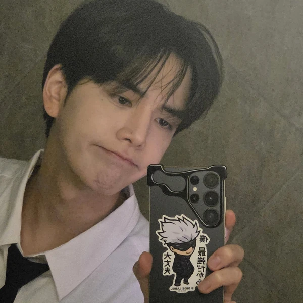 Top Photo Full of Younghoon (THE BOYZ) Love