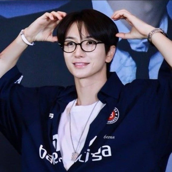Today's Most Loved Leeteuk (Super Junior)