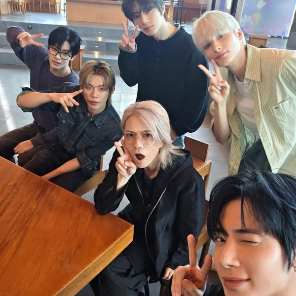 Fans' Pick: Best Moment of TOMORROW X TOGETHER