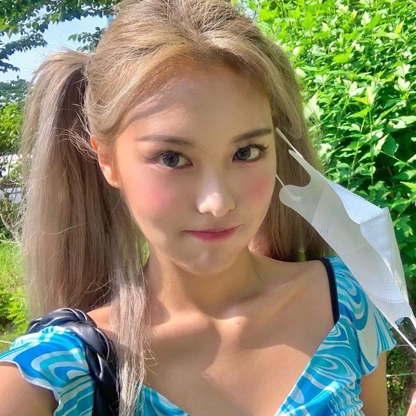 Fans' Pick: Best Moment of Ahin (MOMOLAND)