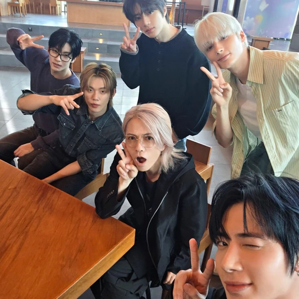 Fans' Pick: Best Moment of TOMORROW X TOGETHER