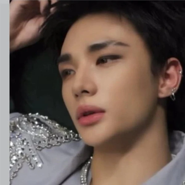 Stray Kids ヒョンジン ファンダムコミュニティ │ KPOP人気No.1