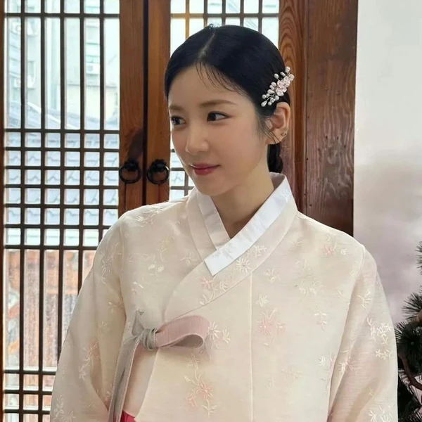 Fans' Pick: Best Moment of Park Chorong (Apink)