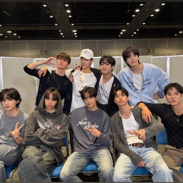Today's Most Loved THE BOYZ