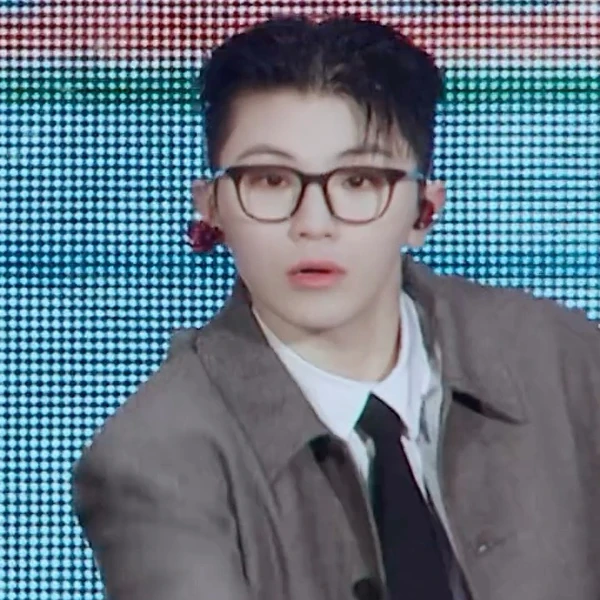 Today's Most Loved Woozi (SEVENTEEN)
