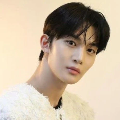 배진영 팬심 가득한 인기 사진