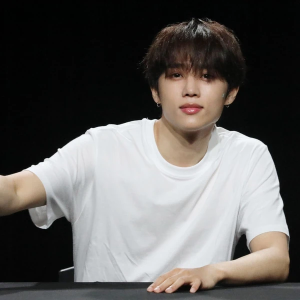 Today's Most Loved Sunwoo (THE BOYZ)
