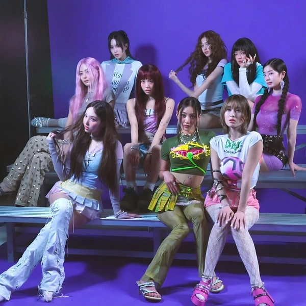 Top Photo Full of TWICE Love