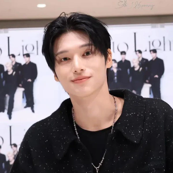 Top Photo Full of Wooyoung (ATEEZ) Love