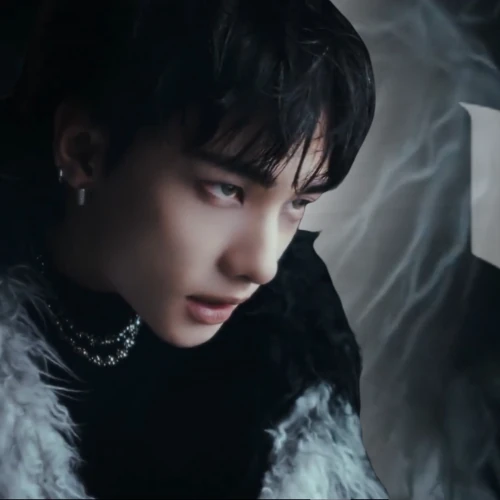 Popular profile image of Hyunjin (Stray Kids) selected by votes