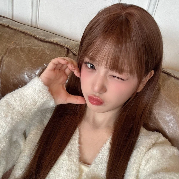 Today's Most Loved Suhye (MADEIN)