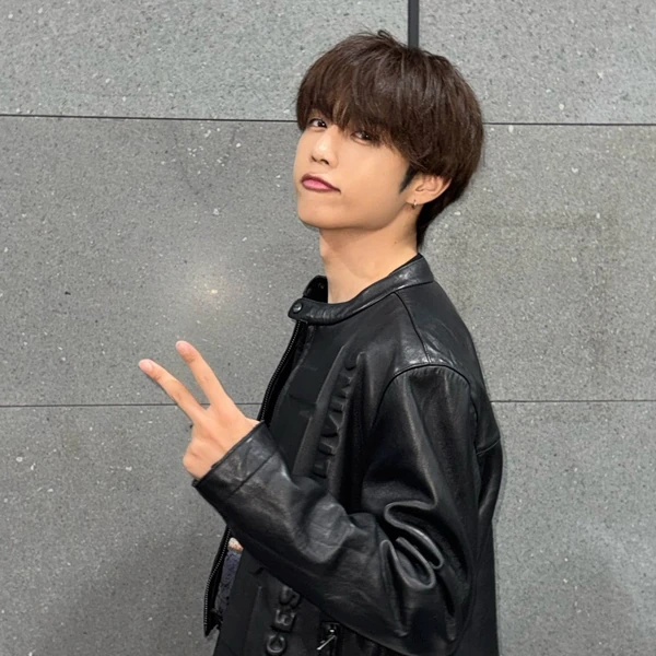 Top Photo Full of Sunwoo (THE BOYZ) Love