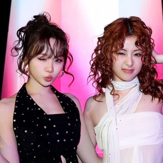 Top Photo Full of Kim Chaewon (LE SSERAFIM) Love