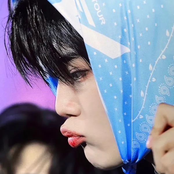 Today's Most Loved Park Gunwook (ZEROBASEONE)