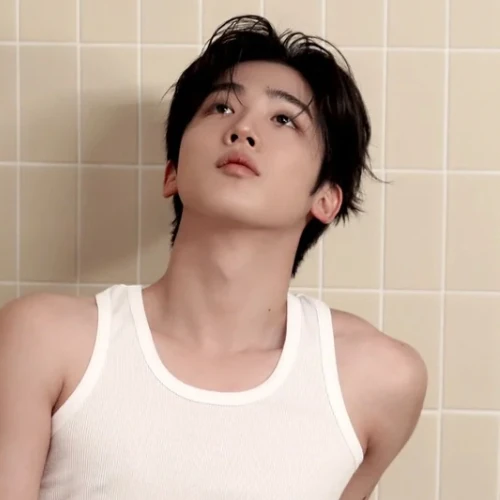 Today's Most Loved Kim Yohan (WEi)