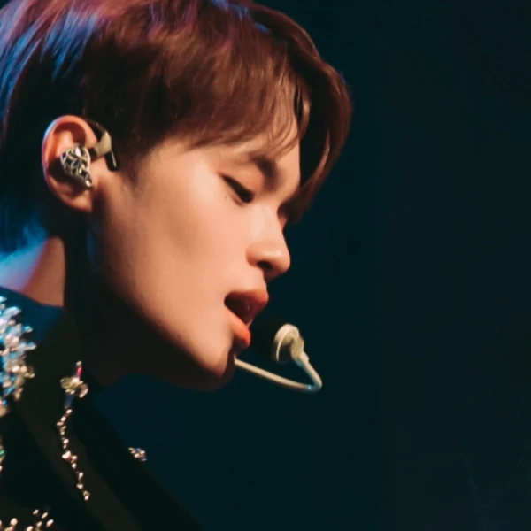 Today's Most Loved Lee Daehwi (AB6IX)