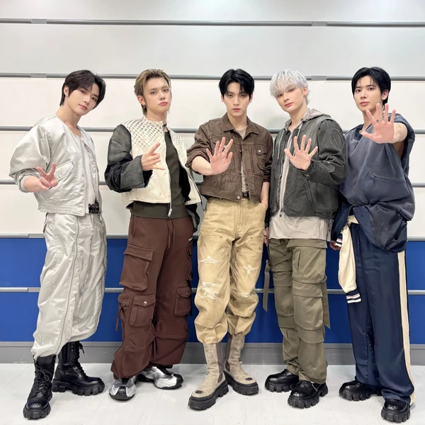 充滿粉絲愛意的太顯 (TOMORROW X TOGETHER)人氣照片