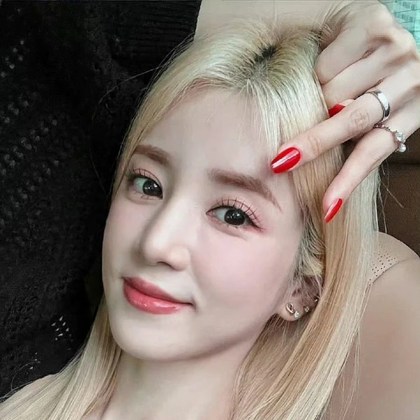 Fans' Pick: Best Moment of Park Chorong (Apink)