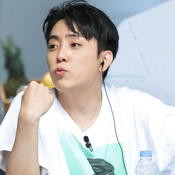Today's Most Loved Eun Jiwon (SECHSKIES)