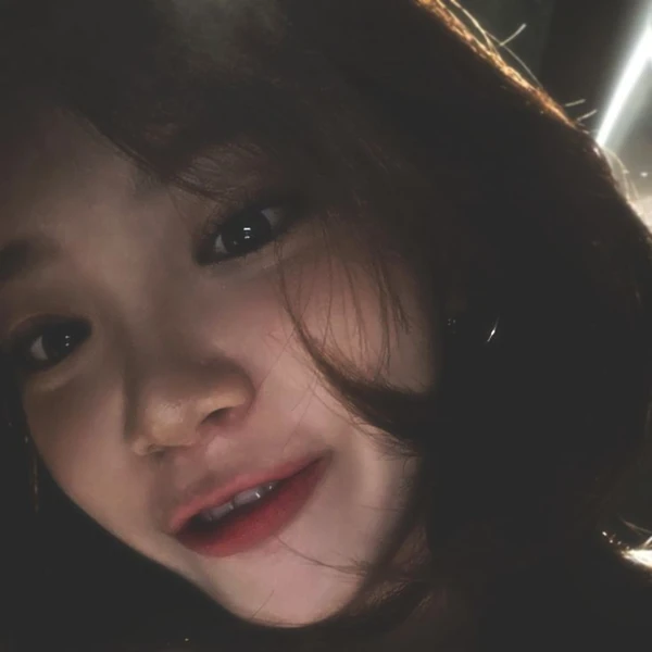 Top Photo Full of Kim Chaewon (LE SSERAFIM) Love