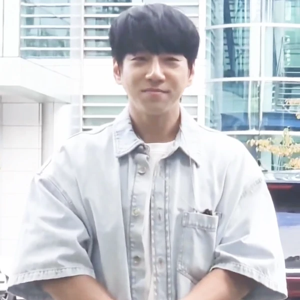 Top Photo Full of Hwang Chiyeol Love