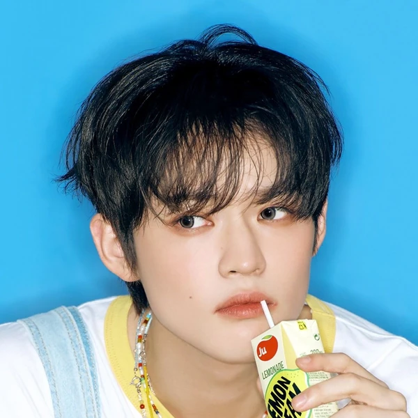 Today's Most Loved Chenle (NCT DREAM)