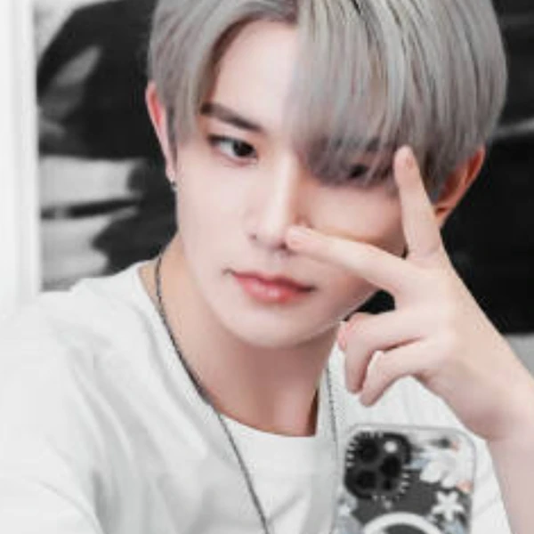 Today's Most Loved Heeseung (ENHYPEN)