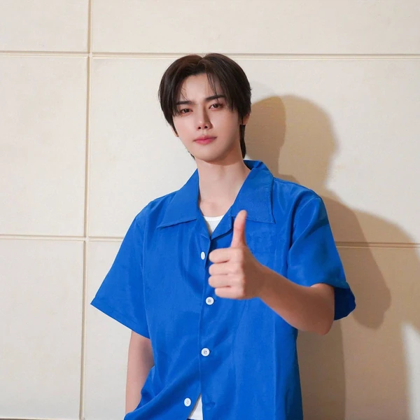Today's Most Loved Minhee (CRAVITY)