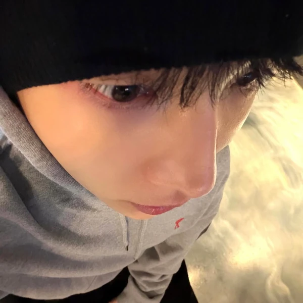 Today's Most Loved Jeon Woong (AB6IX)