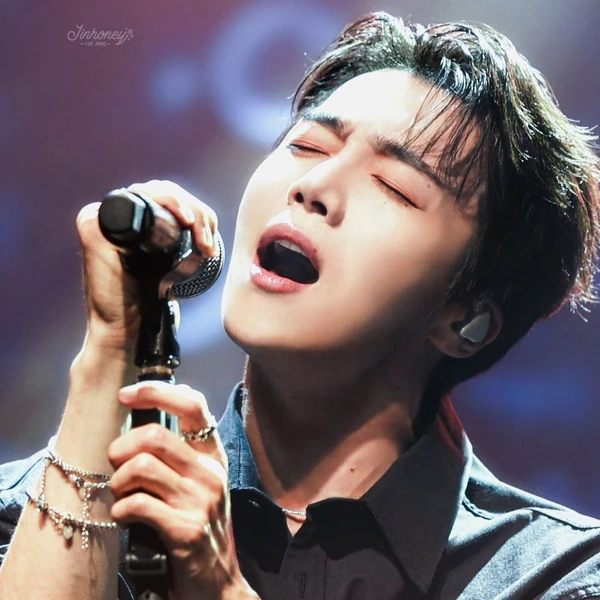 Fans' Pick: Best Moment of Jinho (PENTAGON)
