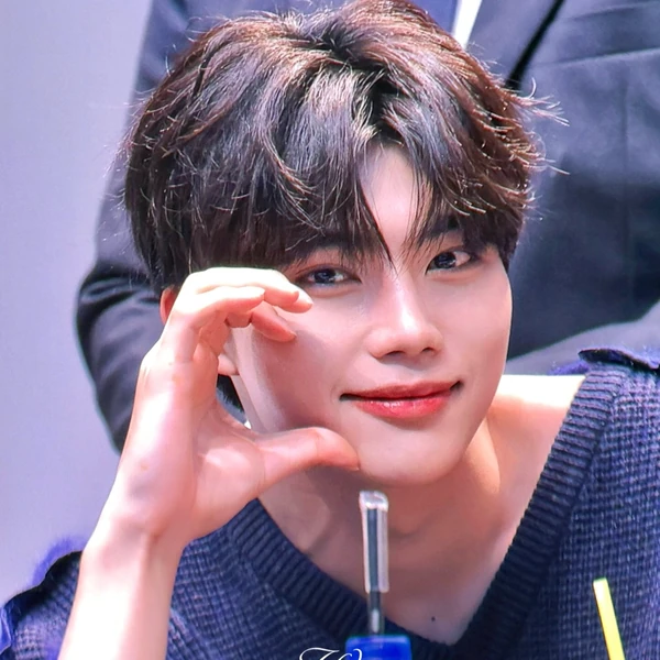 Fans' Pick: Best Moment of Park Gunwook (ZEROBASEONE)