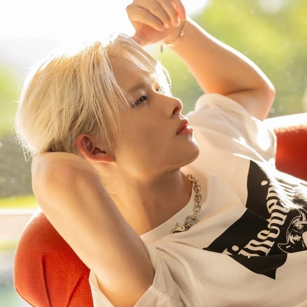 Signature photo of NI-KI (ENHYPEN) capturing their charm