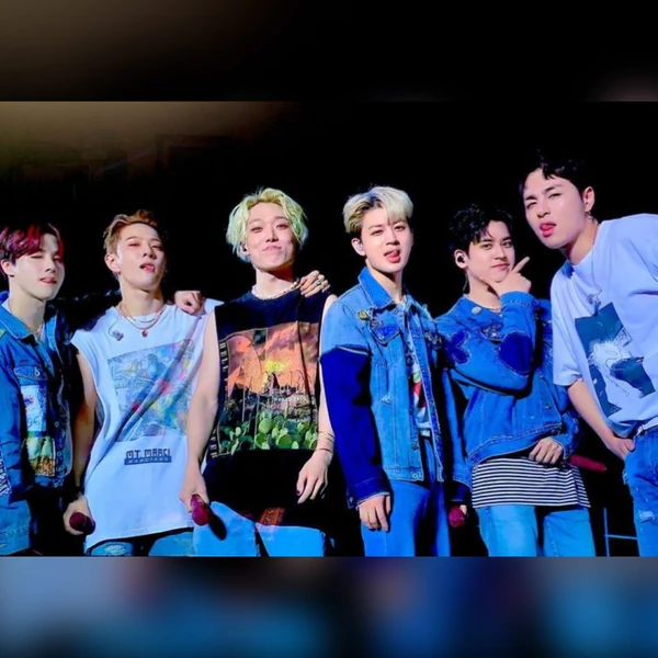 Top Photo Full of iKON Love